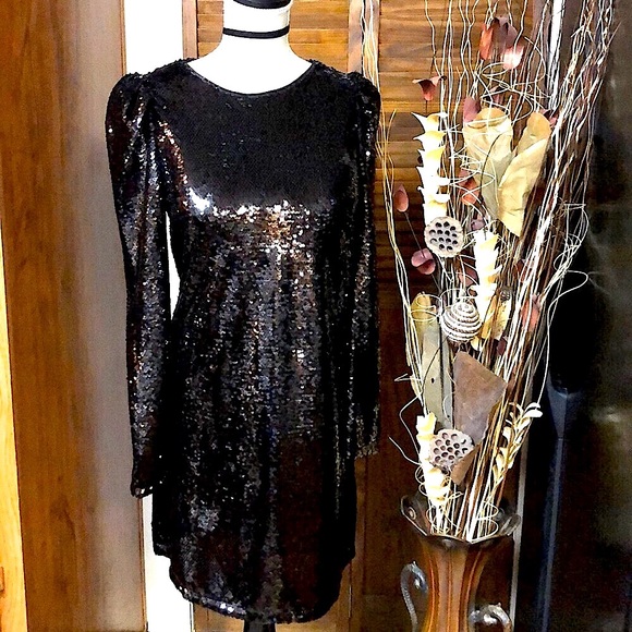 Aqua Dresses & Skirts - NWT Black Loose Fit Sexy Sequin Dress